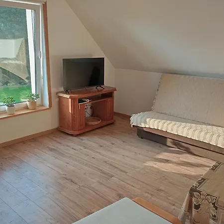Spokojna Przy Lesie Apartment Chotomow